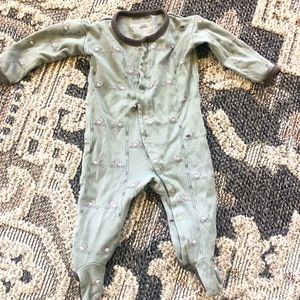 Organic L’ovedbaby footie 6-9m